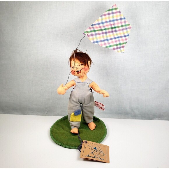 Annalee Dolls 8" Kid with Kite 1992 Ltd 1 Year Run #2335 - Picture 1 of 16